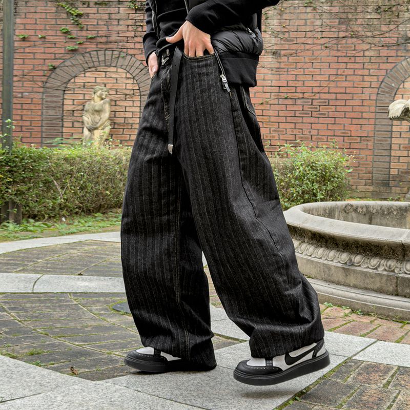 Herringbone Curved Denim Pants