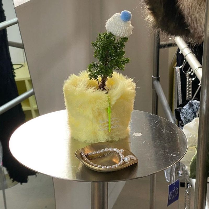 FLUFFY POT (XS
