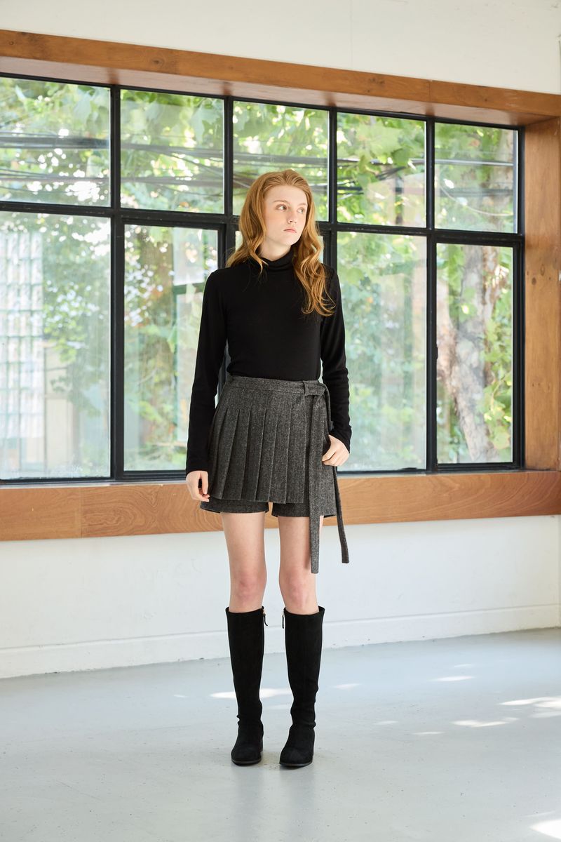 CLASSY HERRINGBONE WOOL SKIRT PANTS / CHARCOAL