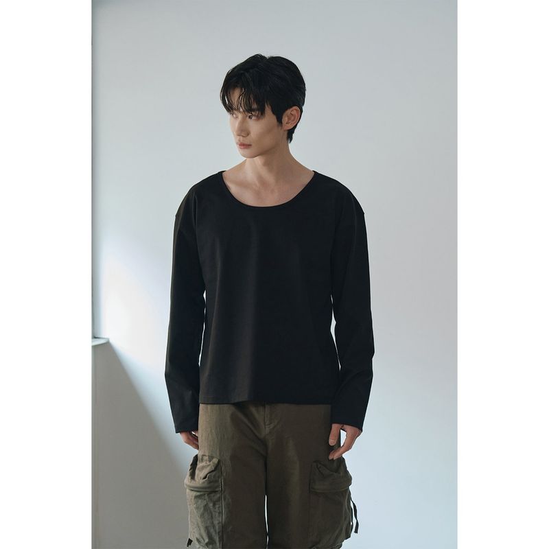 Brushed crop u neck long sleeves(Black)