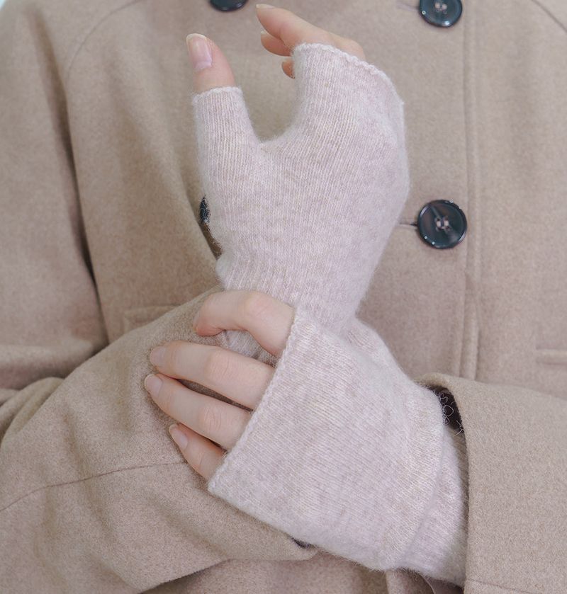 meminn（ミミン）の「Basic wool hand warmer 3colors（Fashion Accessories）」