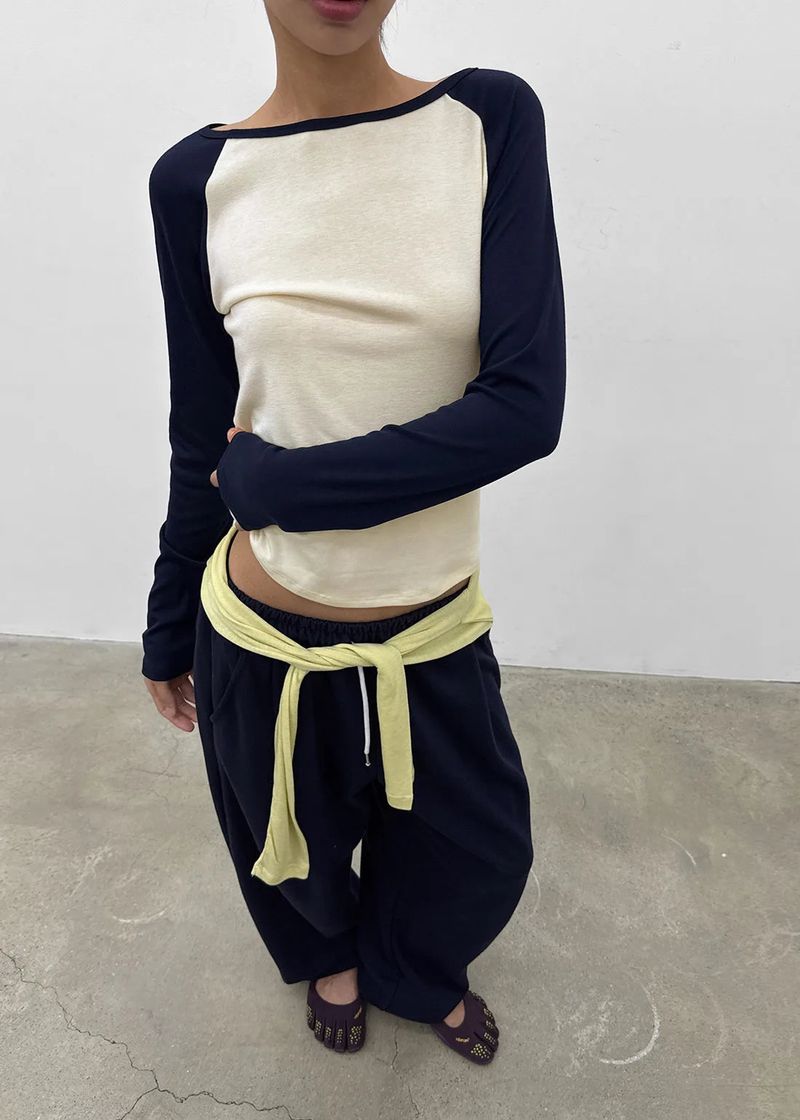 [MADE] Grande Soft Raglan Long Sleeve Tee