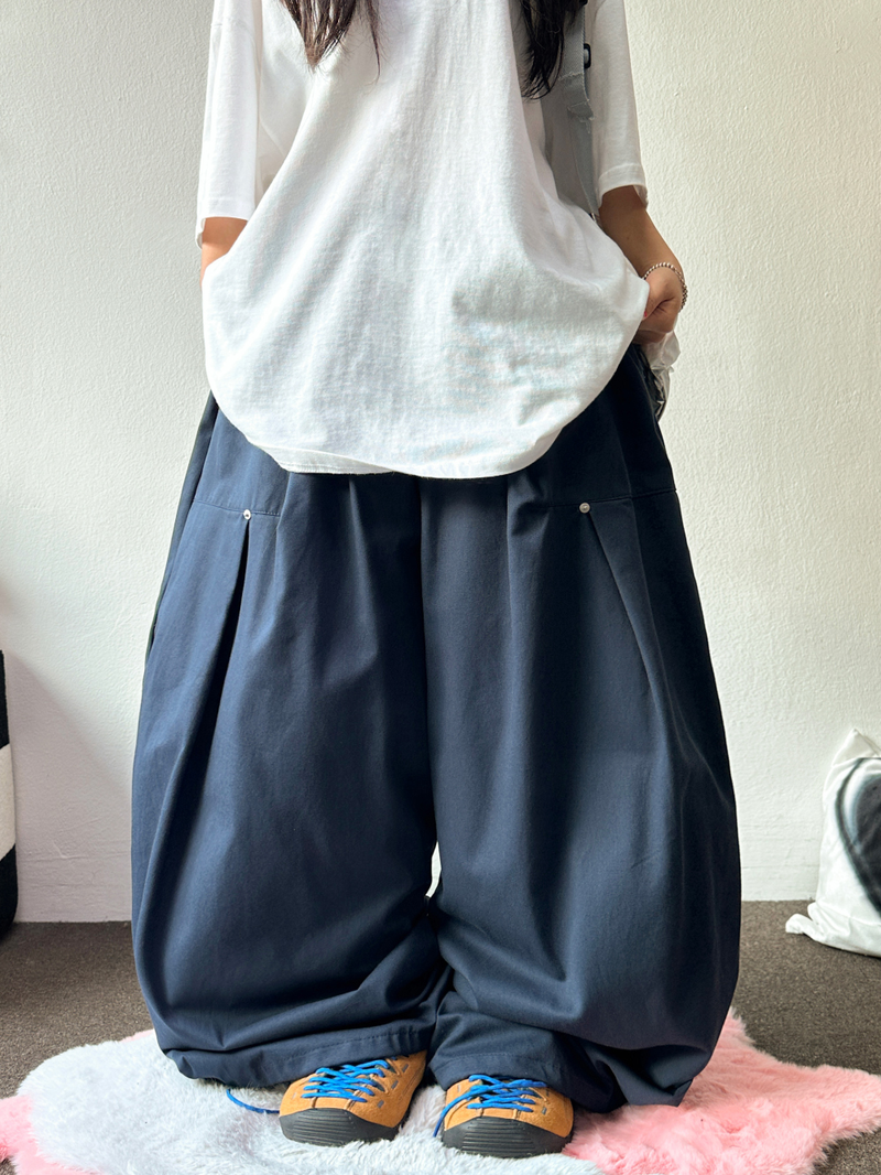 CCORTTI(コルッティ)の「KOREAN/STRING 🩵 STUD RIVET POINT FRONT SLIT OVER HIP BALLOON WIDE LONG PANTS 🩶🖤🩵 - 3 COLORS(Pants)」