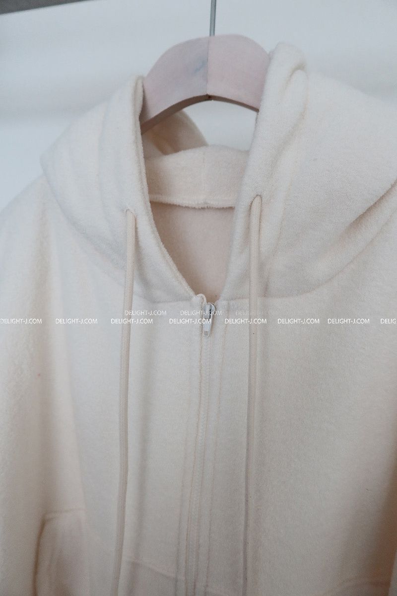Fluffy fleece hooded zip-up jacket