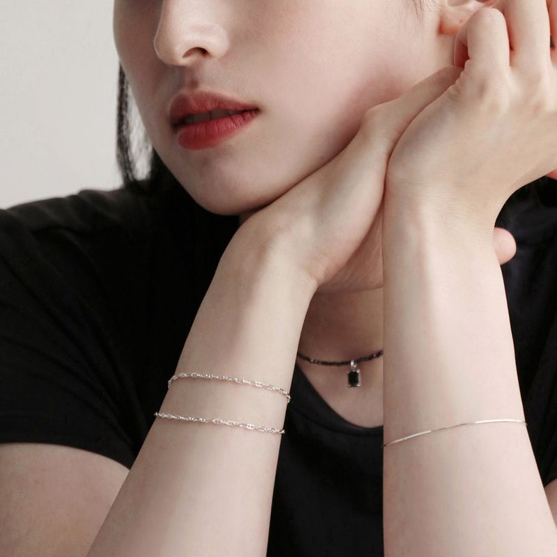 silver thin snake chain bracelet (silver