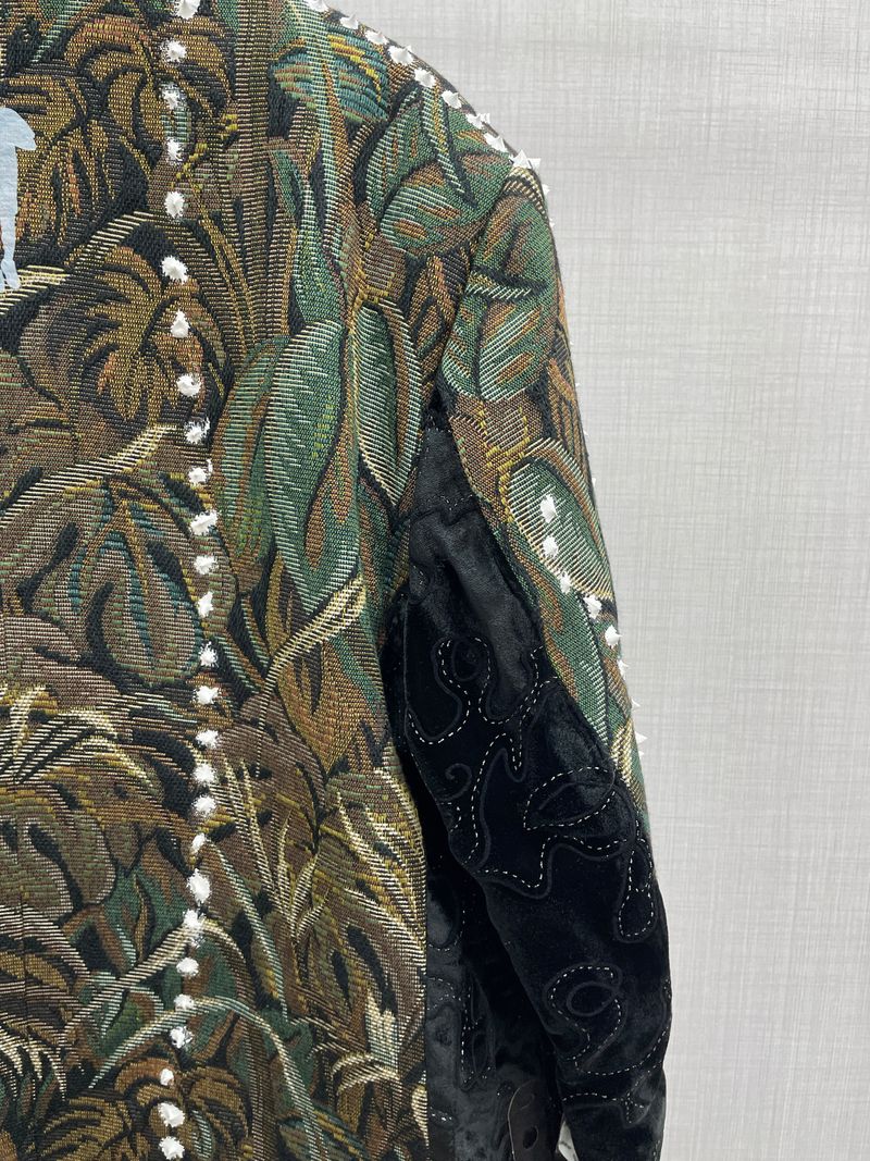 Bottle Green and White Pendant Pattern Suit