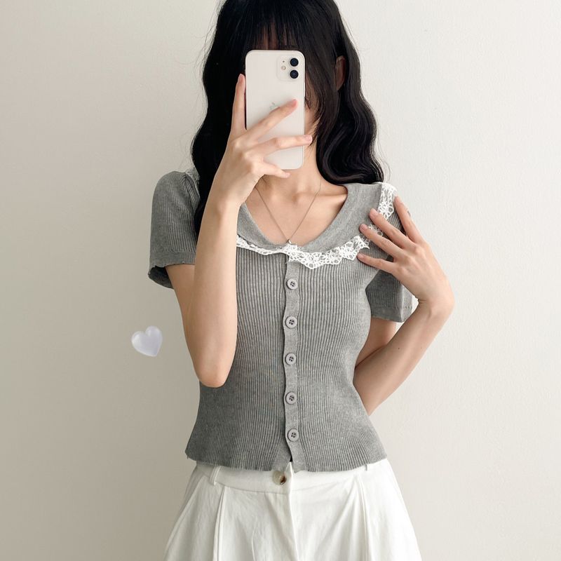 Berit Lace Collar Lovely Ribbed Button Blouse (4 Colors)