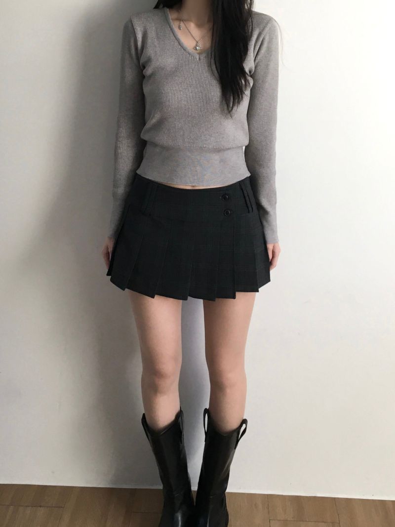 Basic V-neck knitwear (4 colors)
