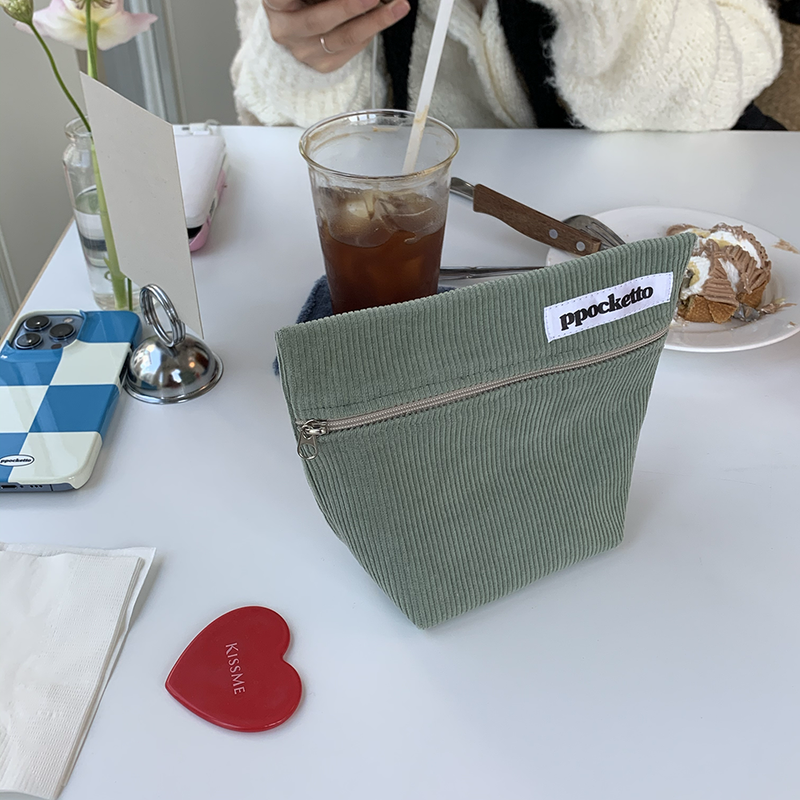 ベーシックポーチ