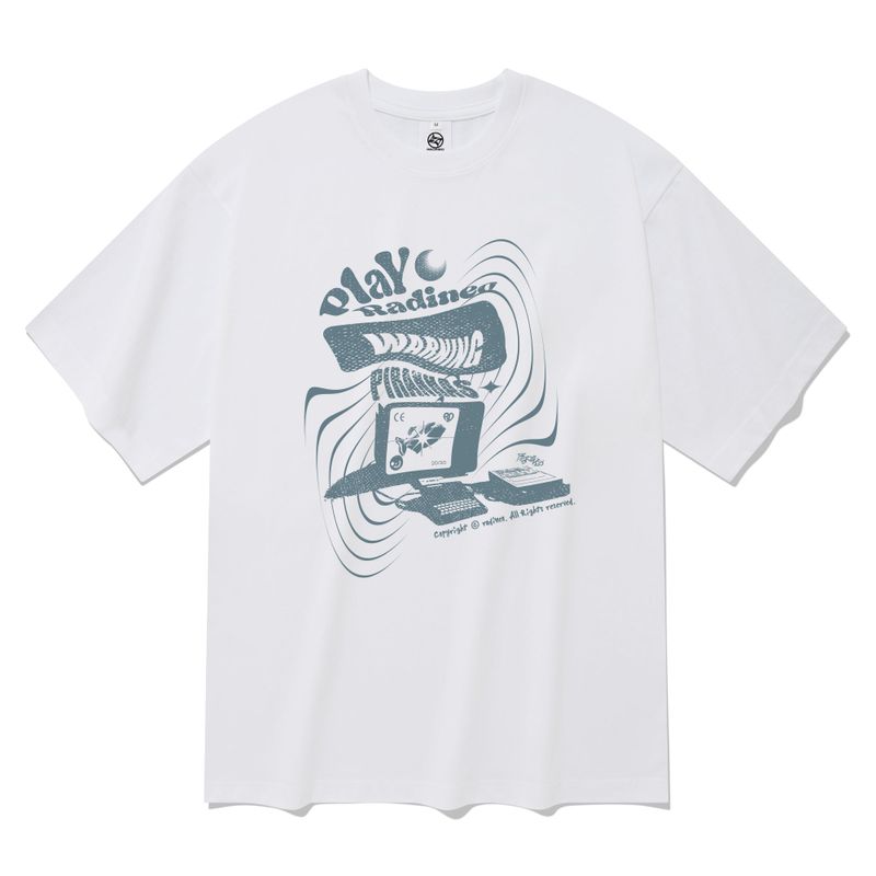 RADINEO(ラディネオ)の「PLAY T-SHIRTS(Tops)」
