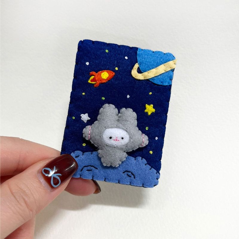 [MADE] a rabbit in the universe keyring