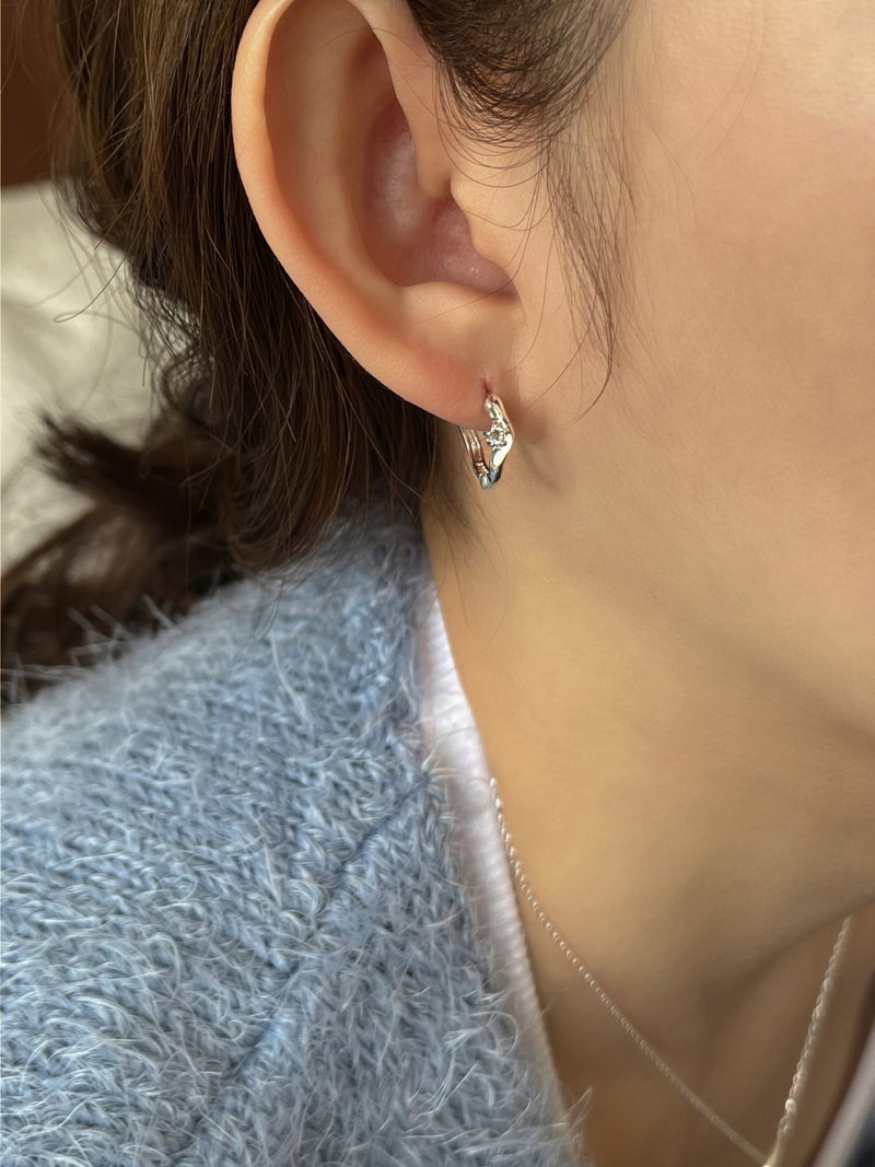 Piece earring (silver)