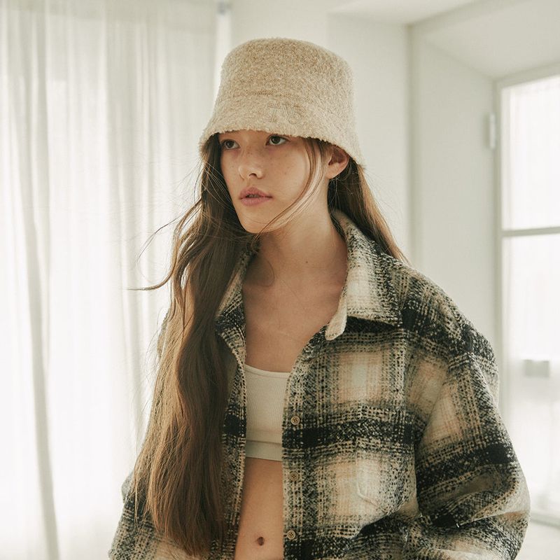 WINTER BUCKET HAT (BEIGE)