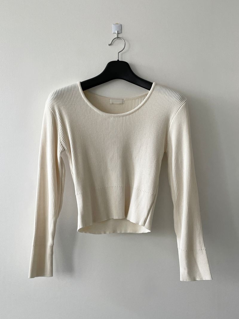 Tilda pleated U-neck Knit