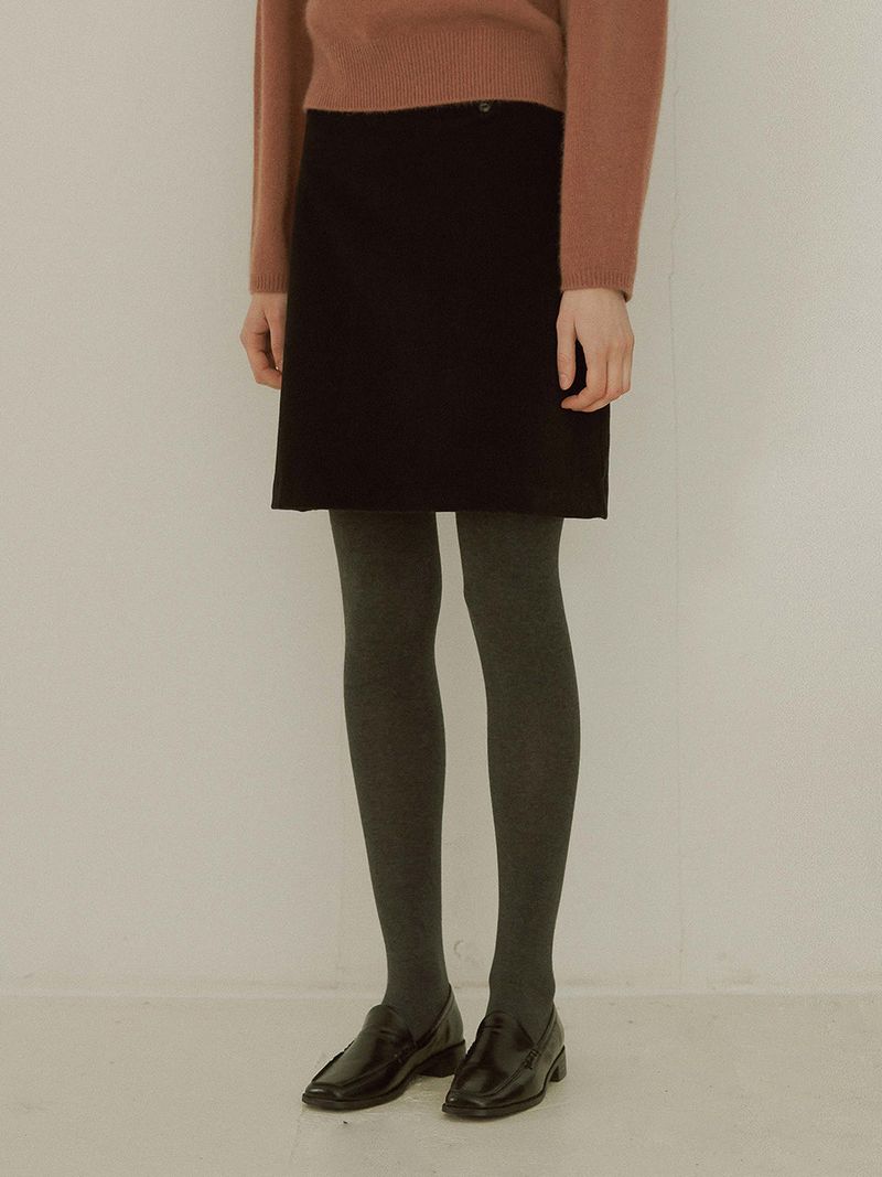 URAGO（ユラゴ）の「Corduroy half skirt（Skirts）」