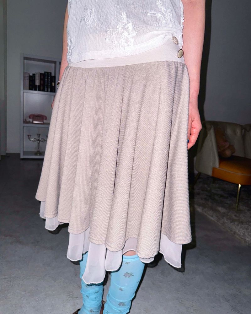 douchidouchi（ドウチドウチ）の「(4color) Rose Ribbed Layered Flare Skirt（Skirts）」