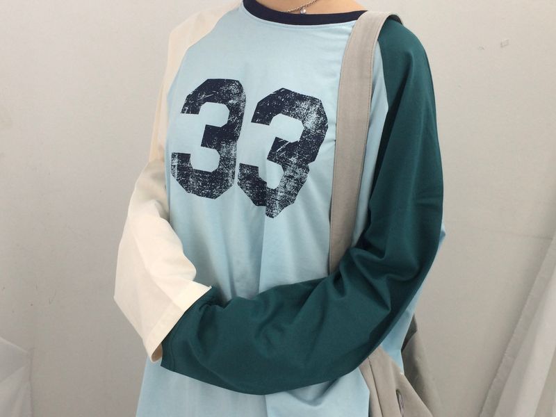 Number-printed color long sleeve