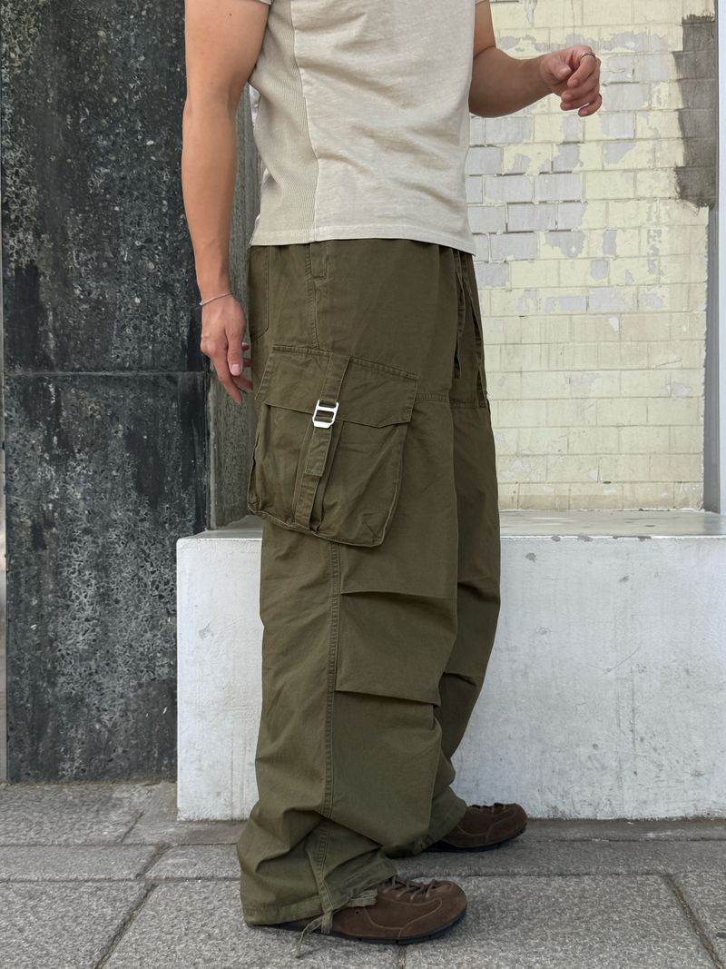 Washed buckle cargo pants