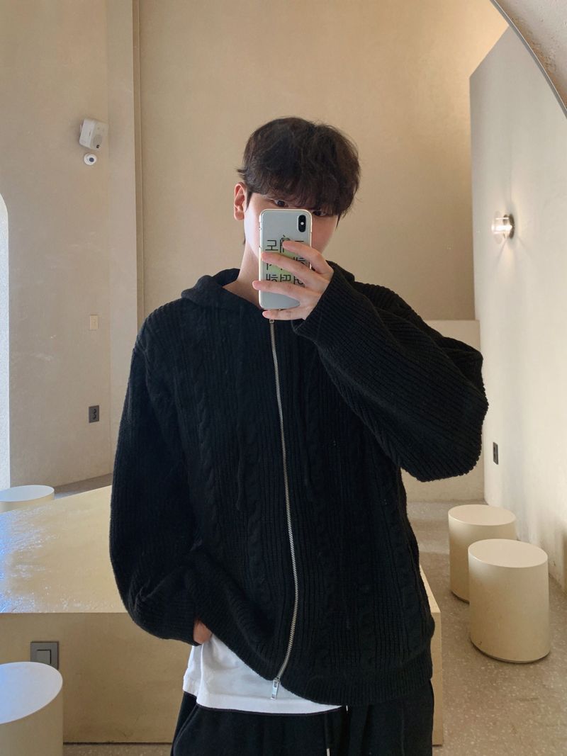 WHAT A LOOK（ワット ア ルック）の「カッテイルケーブルフードニットジップアップ（ジャケット/アウター）」
