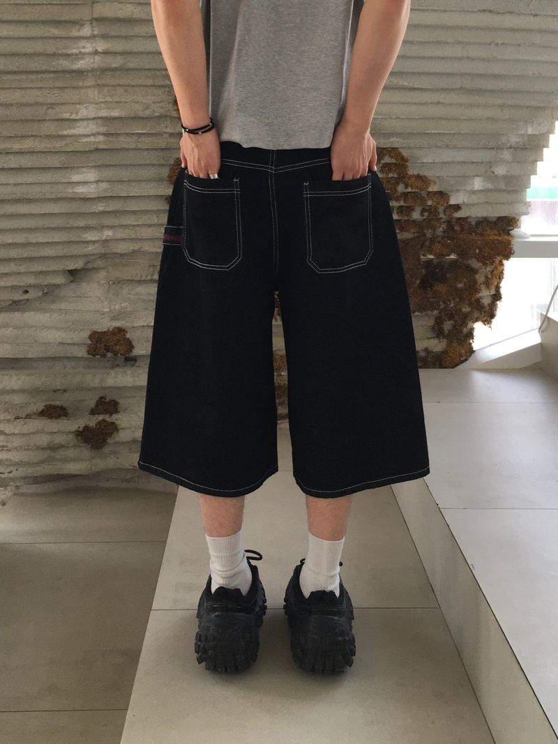 Kale Selvid Bermuda Pants (Black)