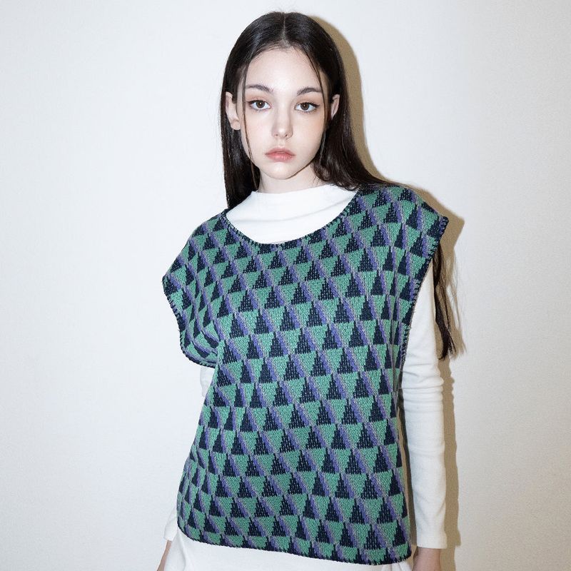 b able two(ビーエイブルトゥー)の「Suid Knit Vest (GREEN)(Tops)」