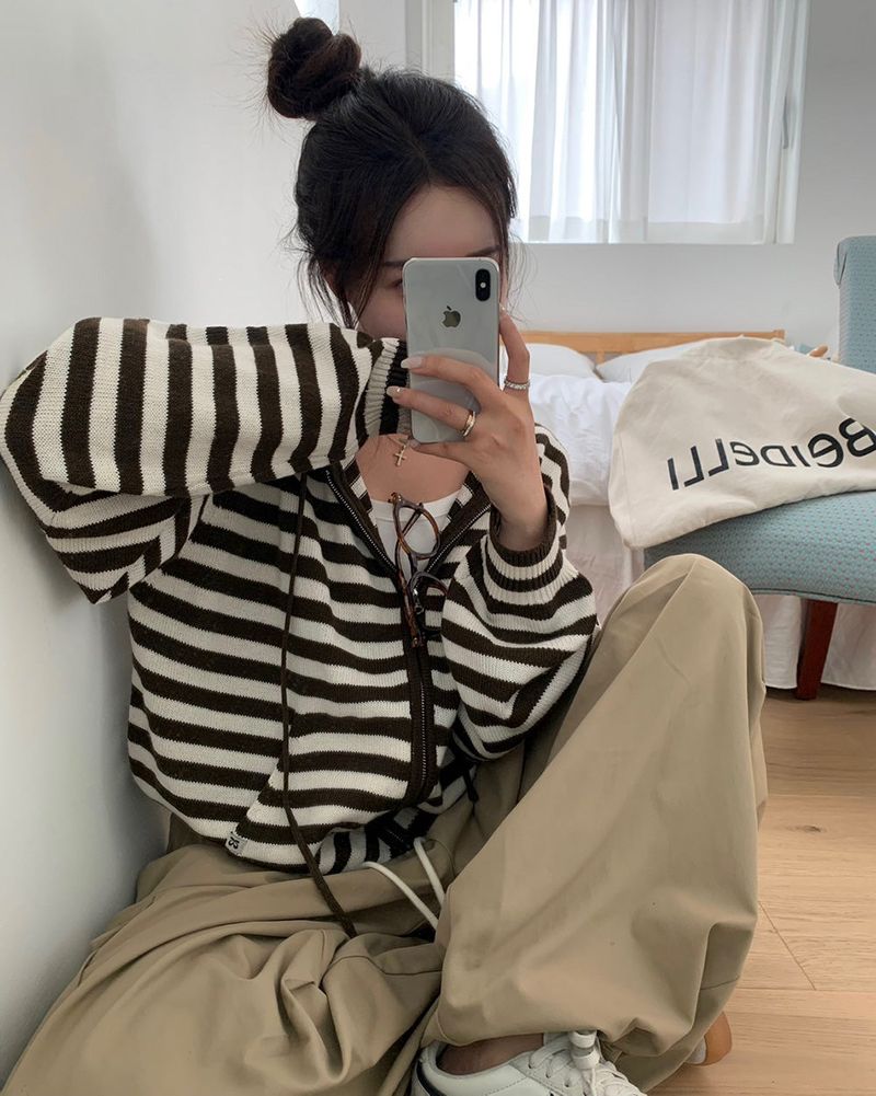 [MADE] Spell Food Border Knit Zip-Up