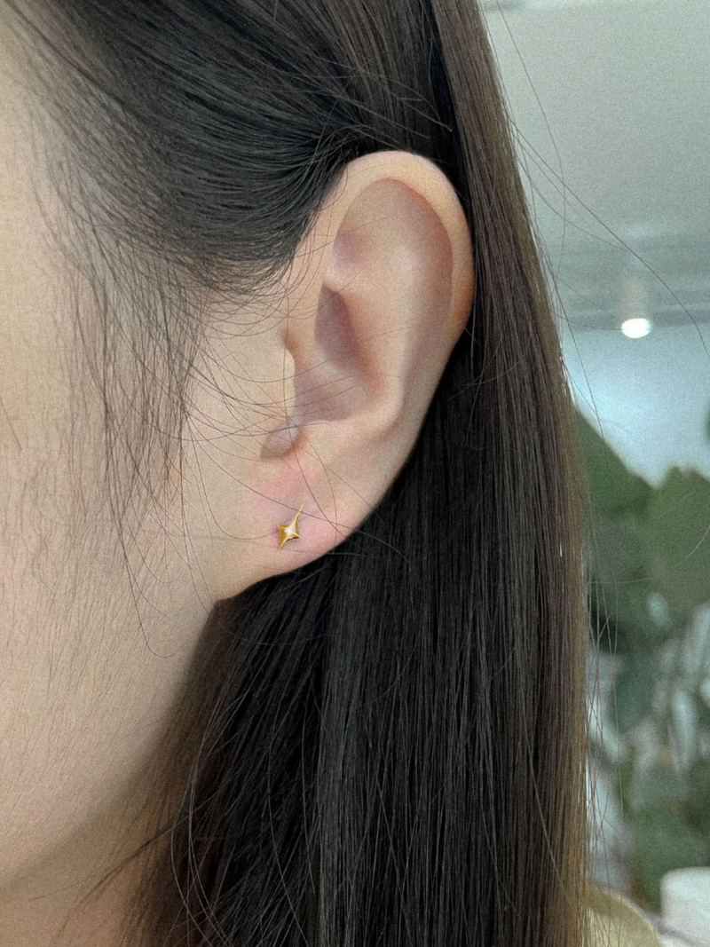 Mini star Earrings - Gold