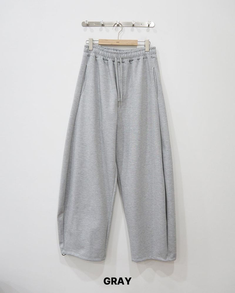 Tension Curved Sweatpants
