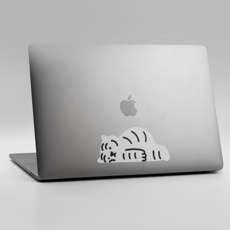 LYING TIGER BIG REMOVABLE STICKER