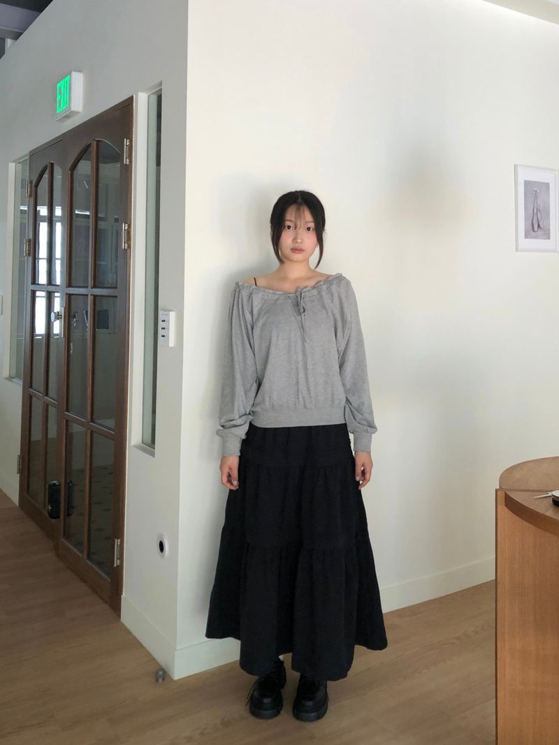 Eddie Off-Shoulder Sweatshirt (2 colors)