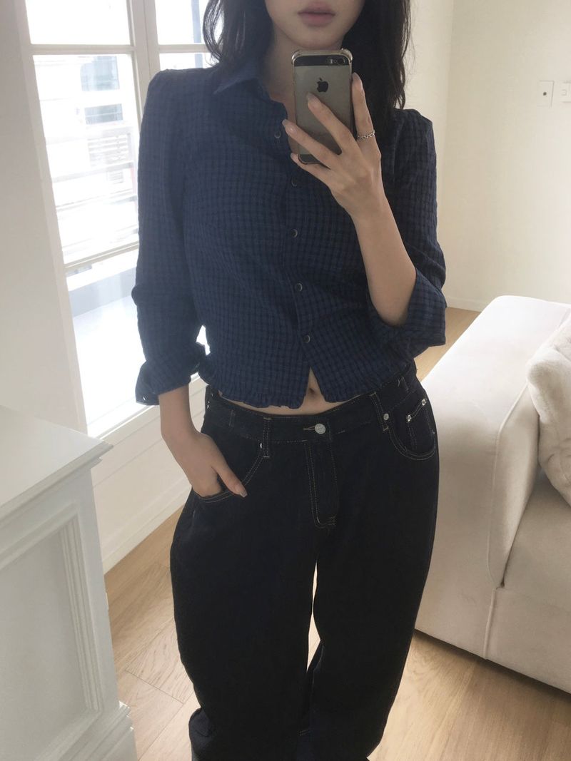 tail plaid ruffle shirt