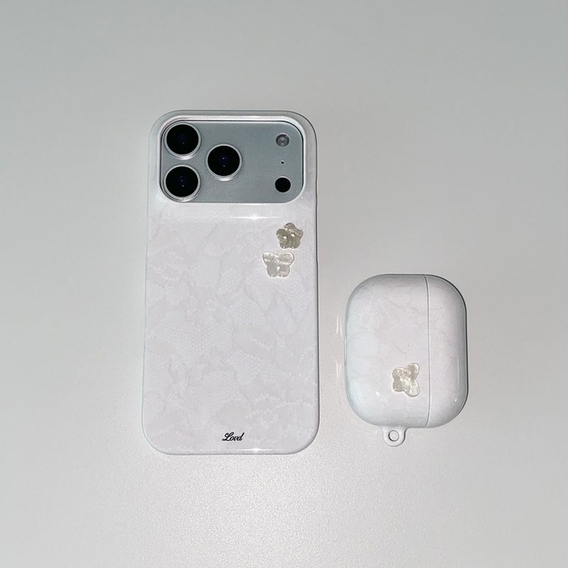 [MADE] BUTTERFLY BUTTON LACE AIRPODS CASE (glossy hard)