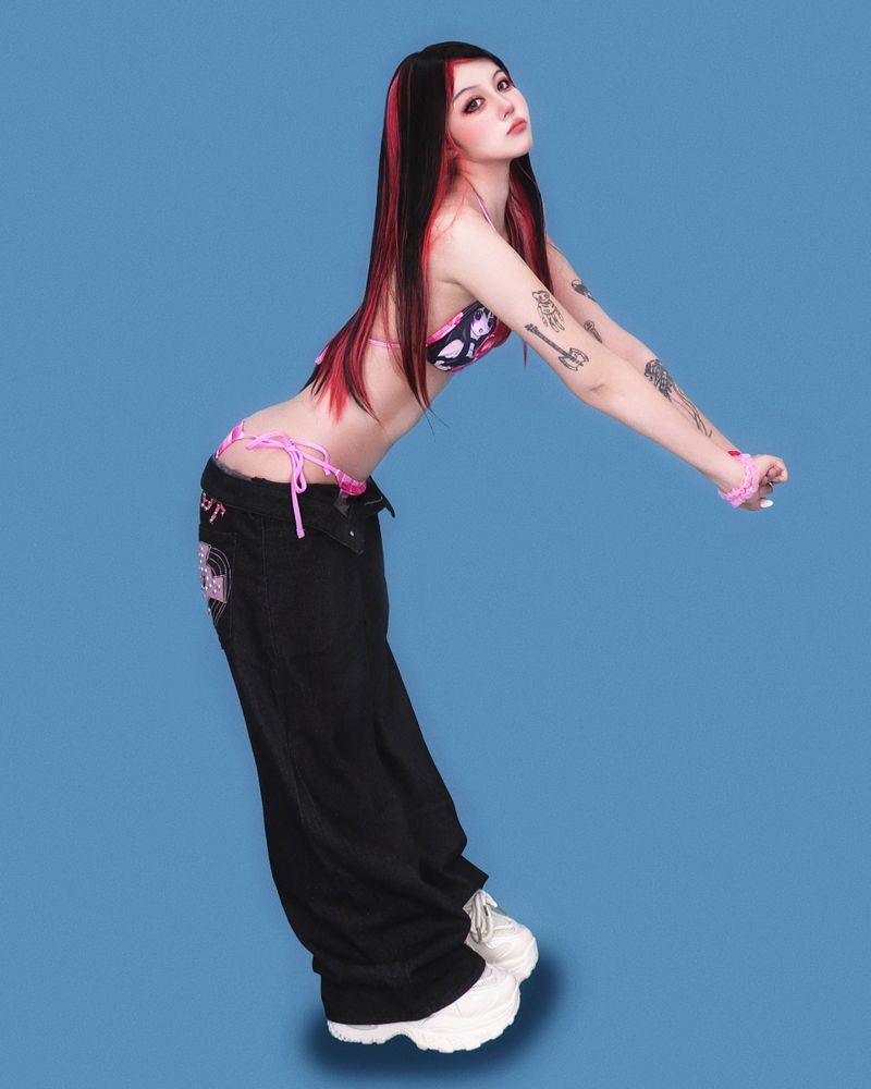 pink stone black denim pants