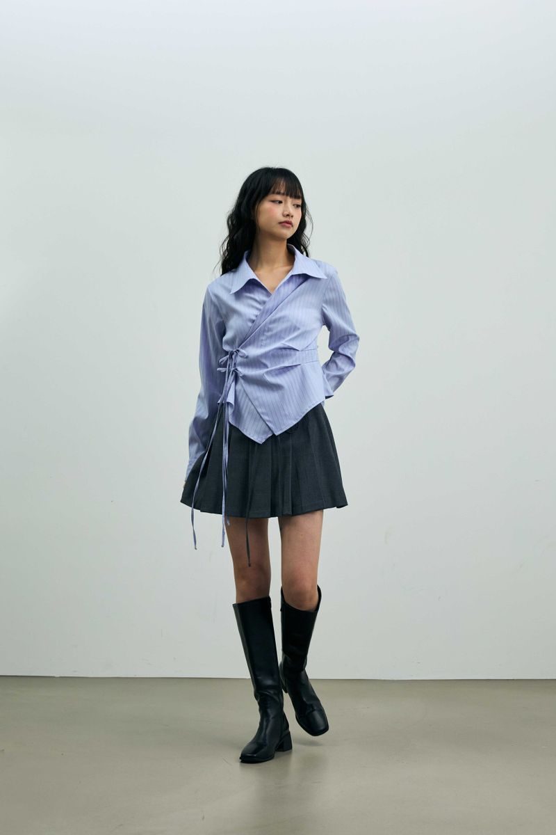 EVE STRIPE WRAP SHIRT / SKY BLUE