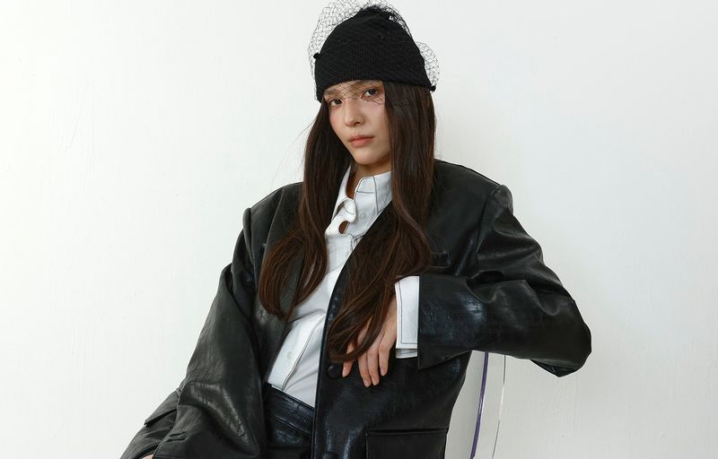 COLLARLESS CRACKED LEATHER JACKET_BLACK