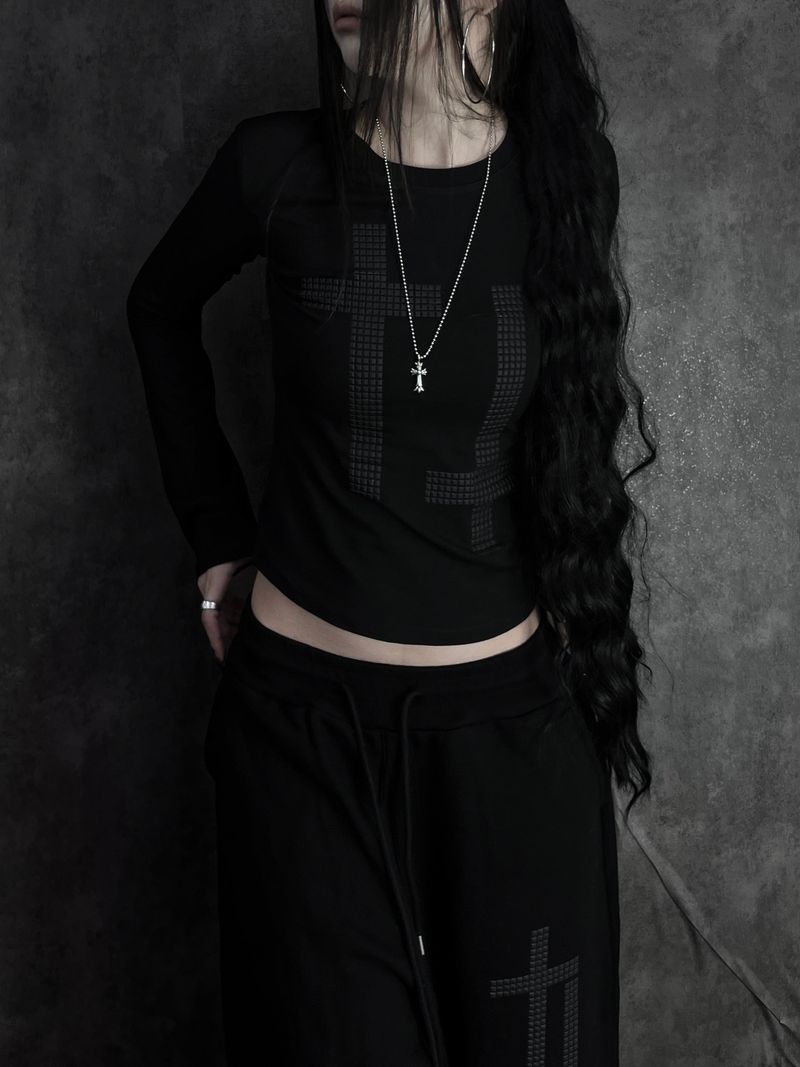 cross square stud T (2color)