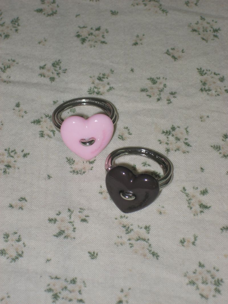 Sewing Button Ring (Heart, Pink)