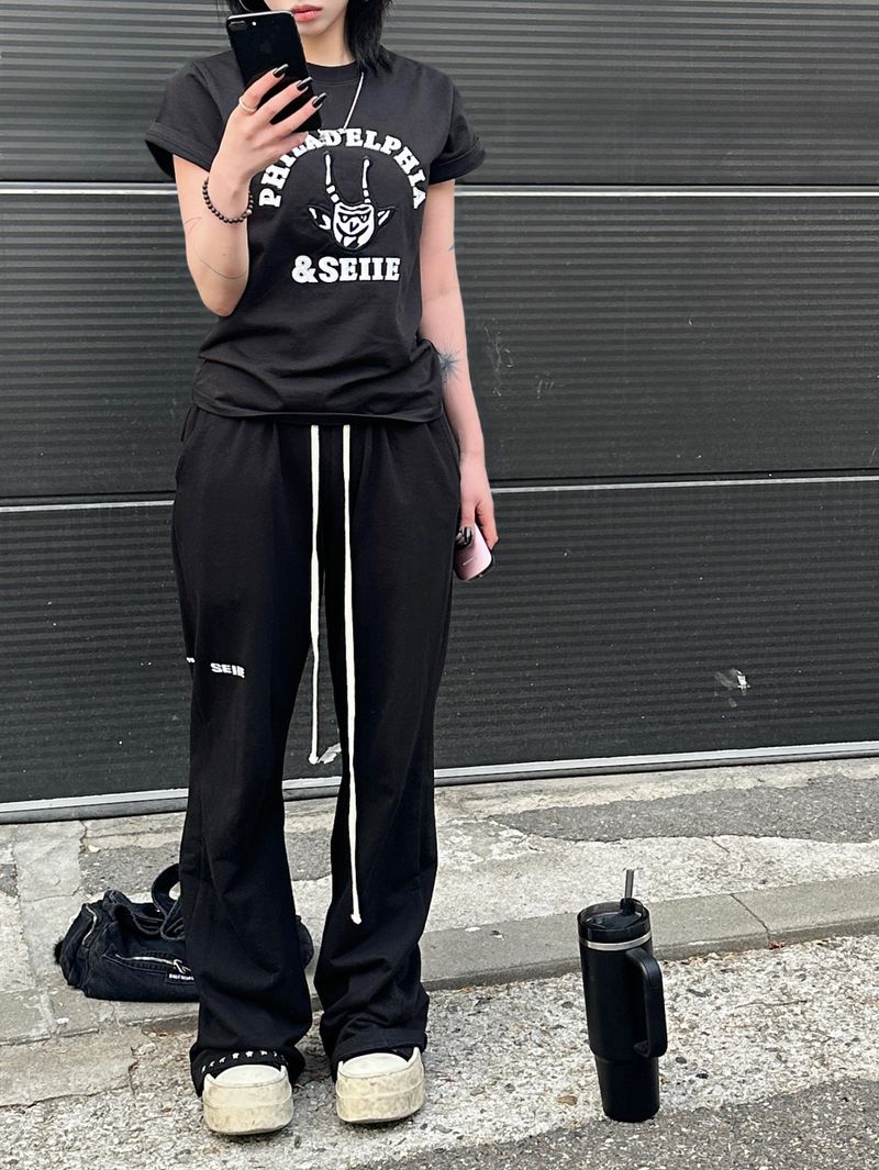 seiie(セイエ)の「デビルアップリケTシャツ スリムフィット ブラック(トップス)」
