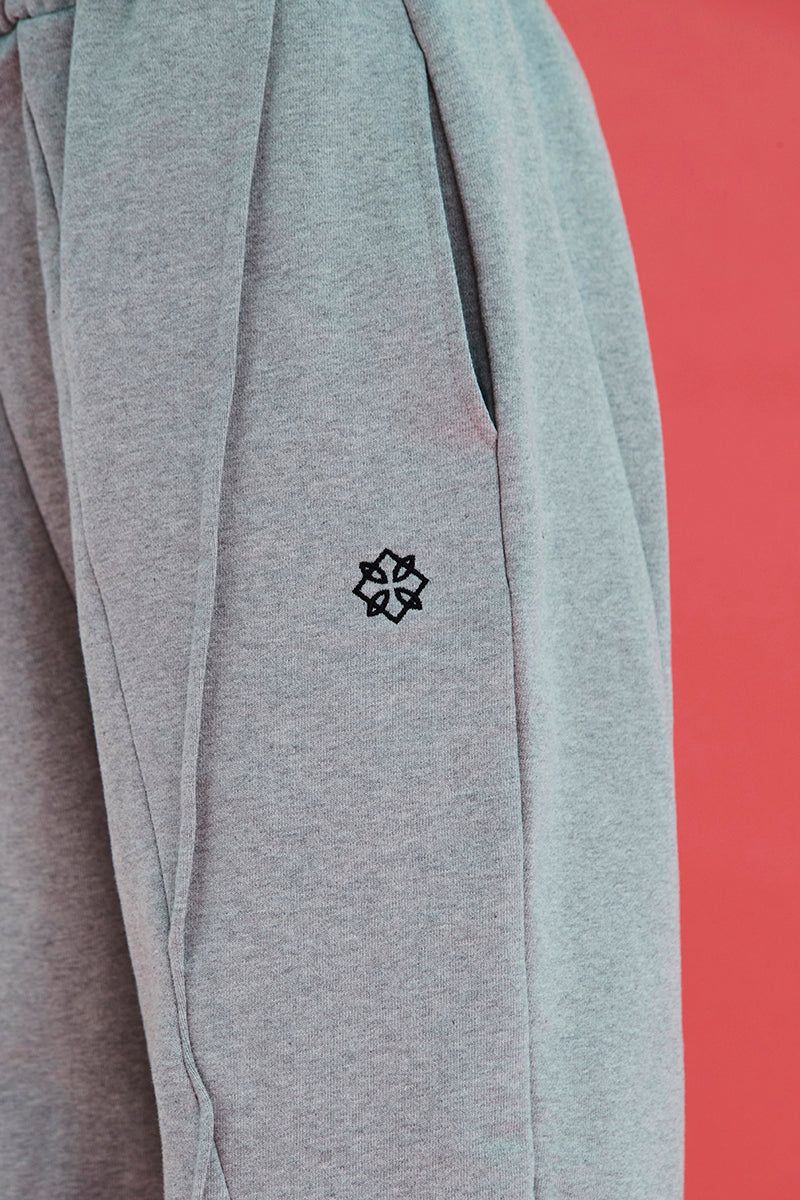 DART SWEATPANTS / GREY