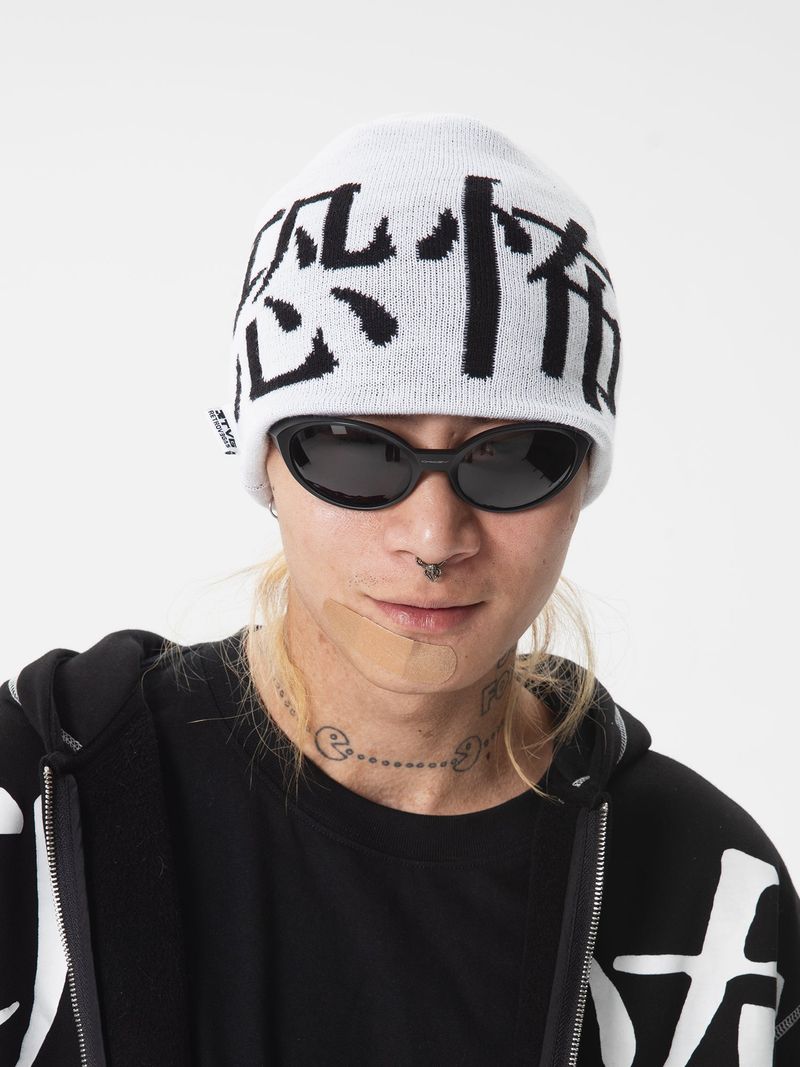 RTVG(RETROVEGAS) チャイニーズフォント "フィアー" ニットビーニー