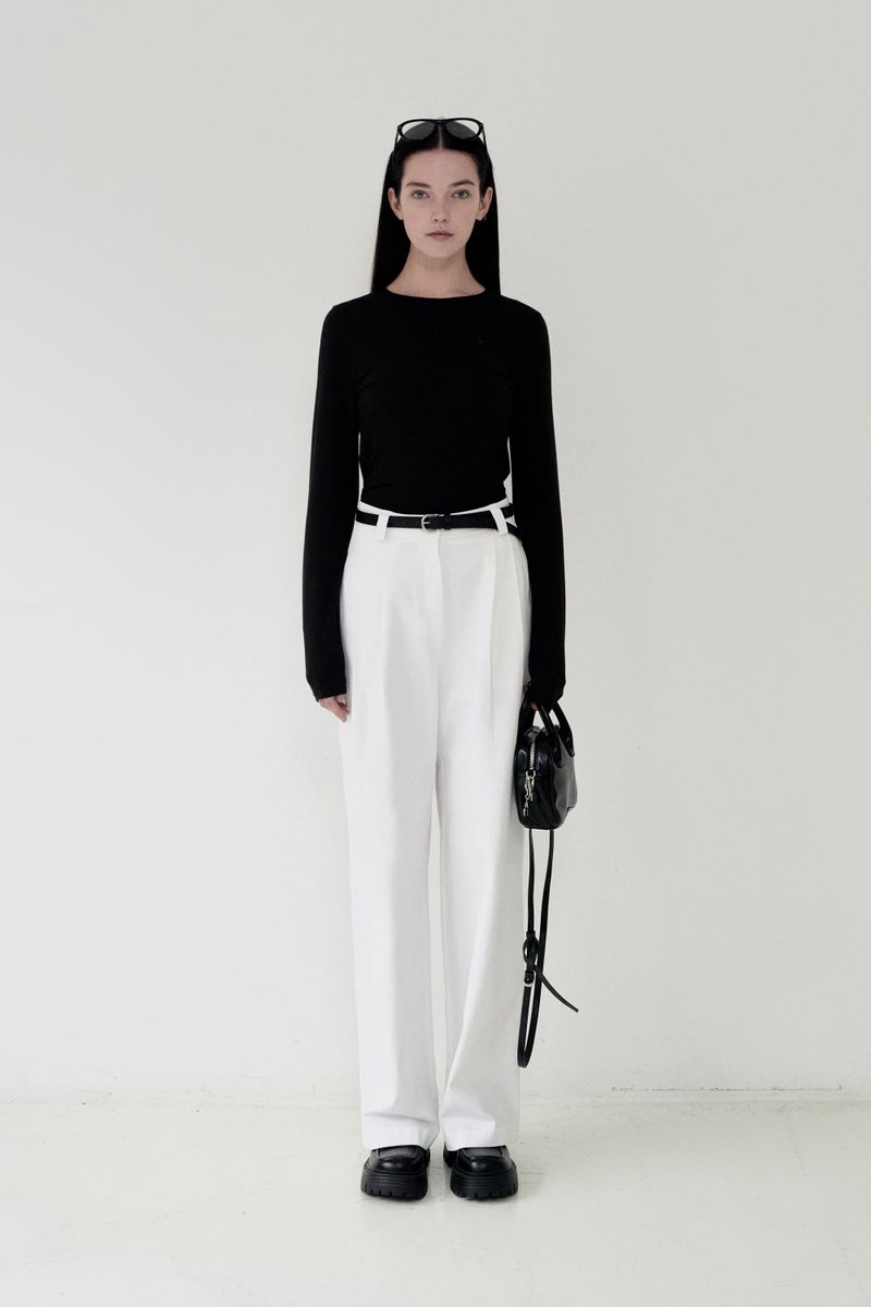 KIRSH PLAIN ROUND FITTED T-SHIRT [BLACK]
