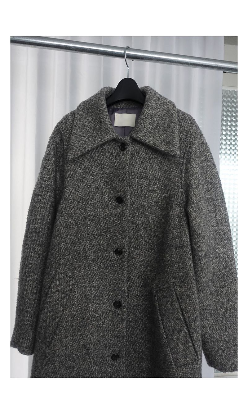 Grain collar raglan coat