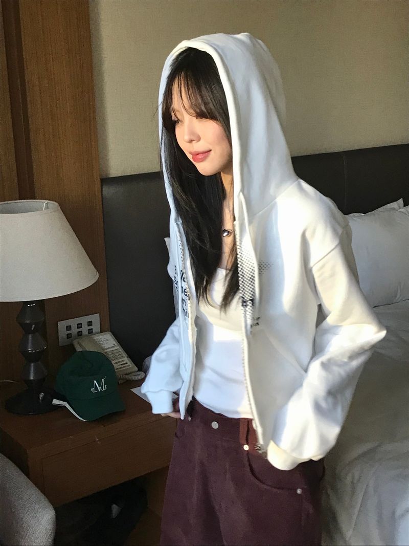 Build hood zip-up