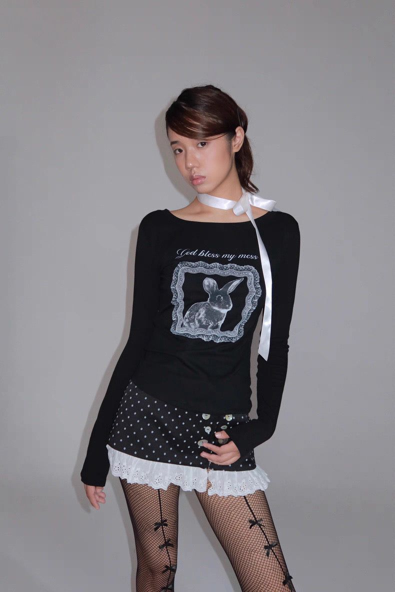 eatmeplz* ブラックレースラビット ラウンドネック プリントフィット長袖Tシャツ