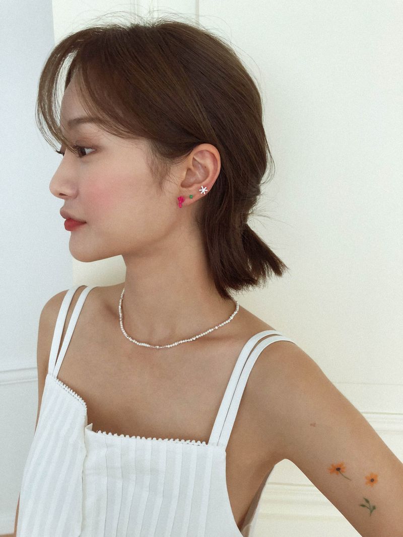 レインボードゥードゥルピアス (White)