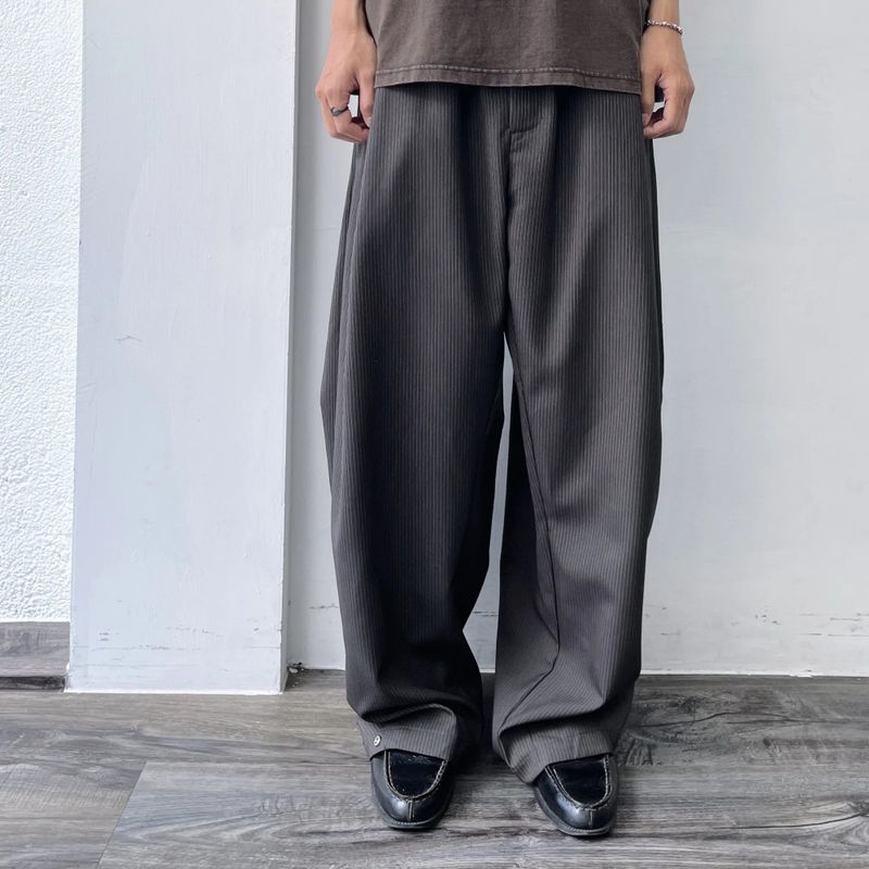 FADE MEET（フェードミート）の「カーブドストライプバルーントラウザーズ(Elastic Waist)（パンツ）」