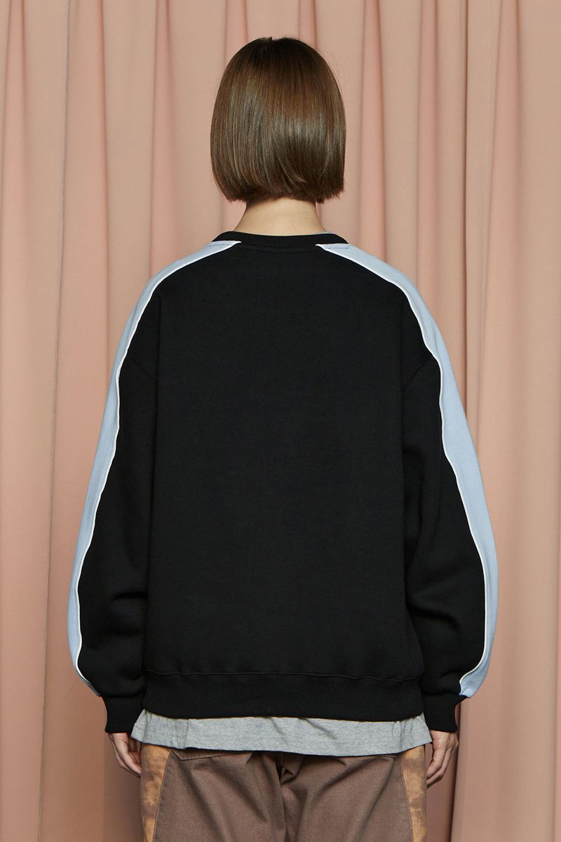 EMBLEM LOGO SWEATSHIRT / BLACK