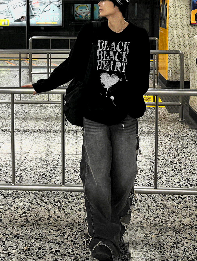 Black street knitwear
