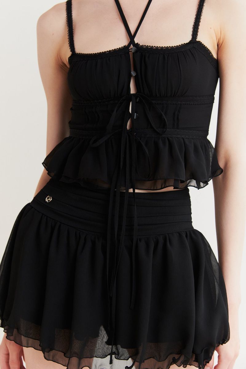 WHISPER BUTTON TOP black