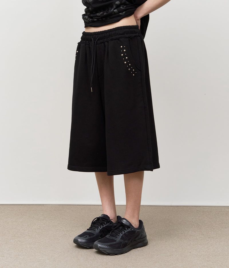 HIFIFNK(ハイファイファンク)の「Mayer Stud Bermuda Pants (2color)(Pants)」